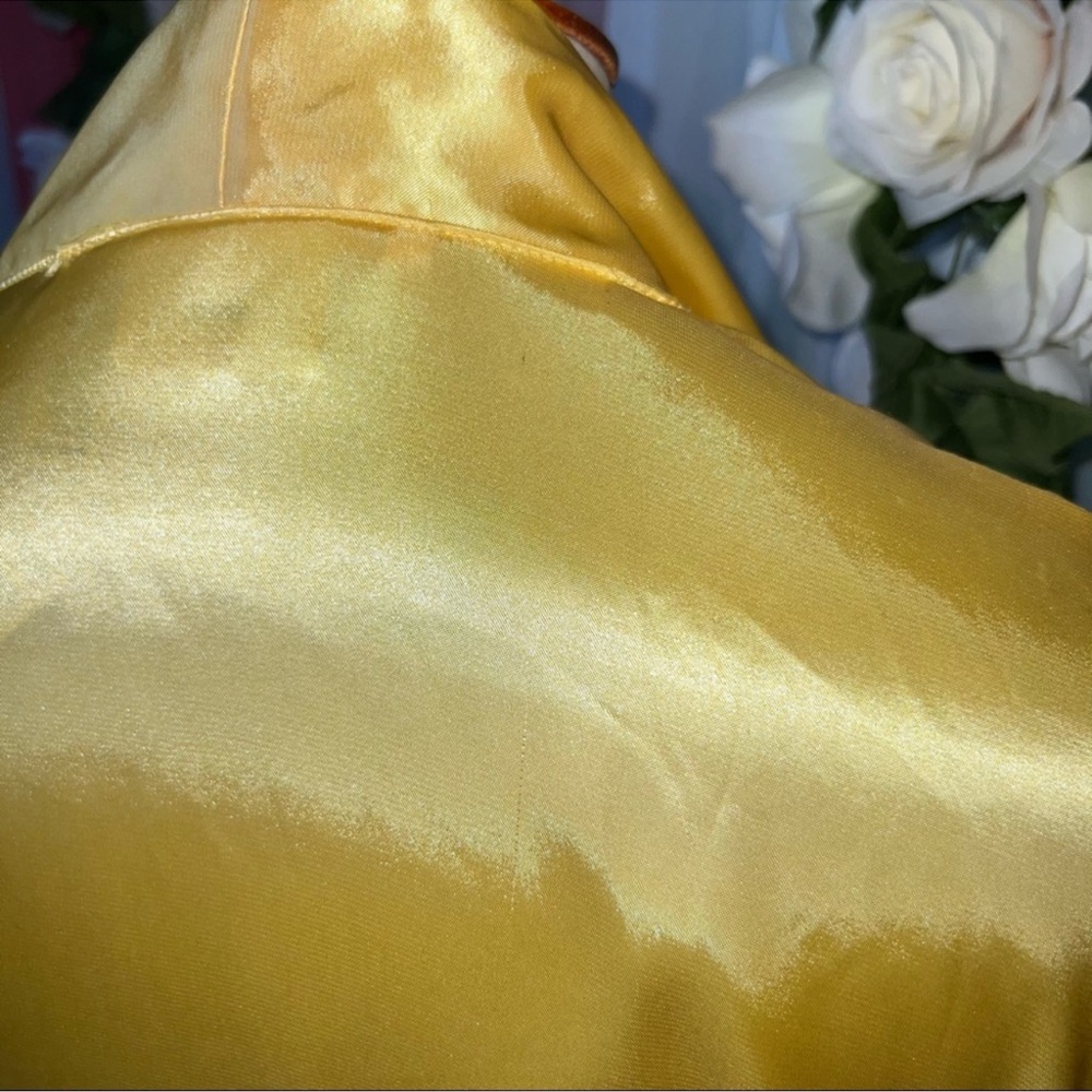 Frederick's of Hollywood Sun Yellow Robe - Picture 5 of 5